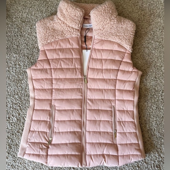 Calvin Klein Jackets & Blazers - NWT~Calvin Klein Sherpa Puffer Vest